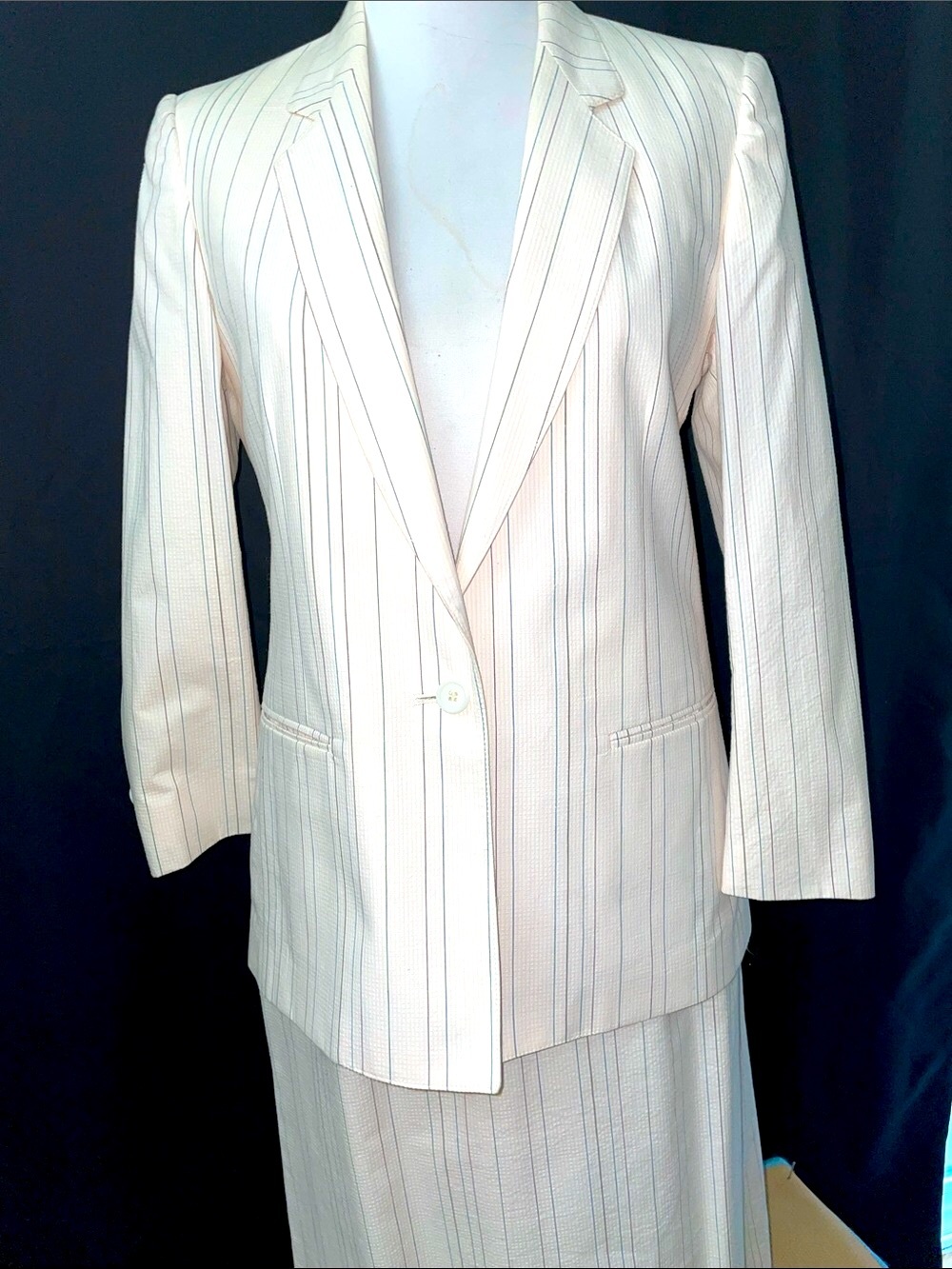 Women’s VINTAGE EUC MADE IN USA 2-Piece Suit Sz 8 Single Button Blazer